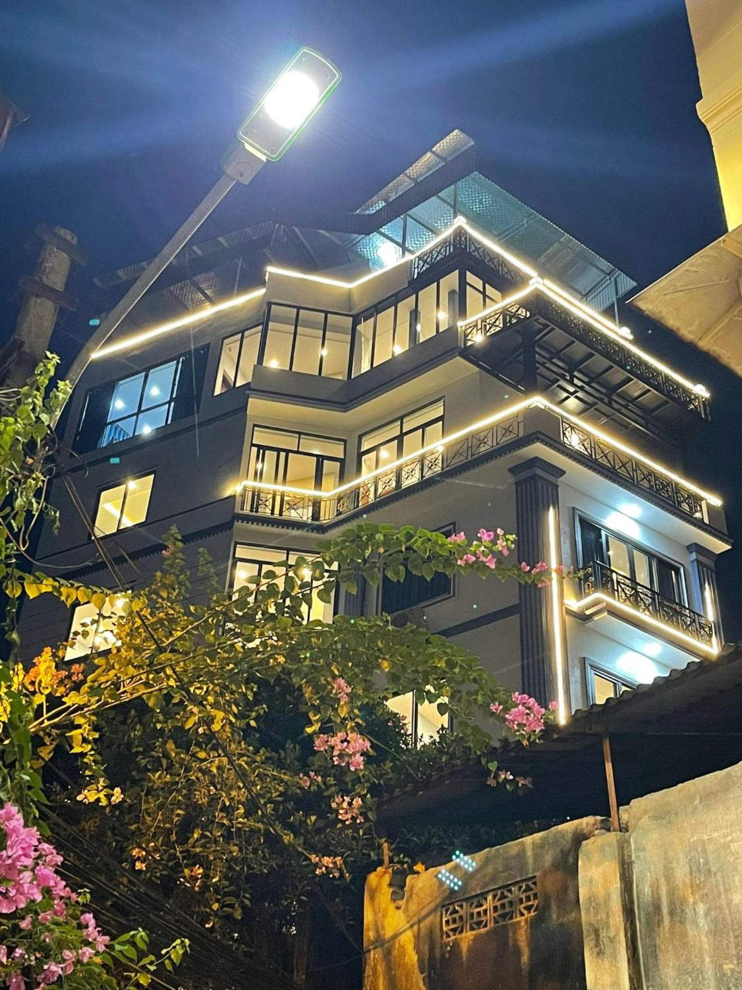 Light House & Rooftop Hanoi Esterno foto