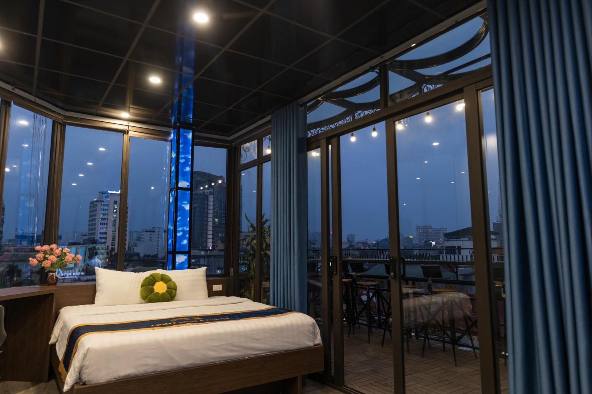 Light House & Rooftop Hanoi Esterno foto